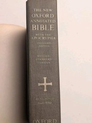 New Oxford Annotated Bible with Apocrypha RSV Hardcover 1977 EXPANDED EDITION
