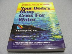Your Body’s Many Cries for Water – F. Batmanghelidj, M.D. – 1999 Paperback Book