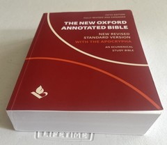 New Oxford Annotated Bible with Apocrypha Fully New Revised Standard 5th Edition